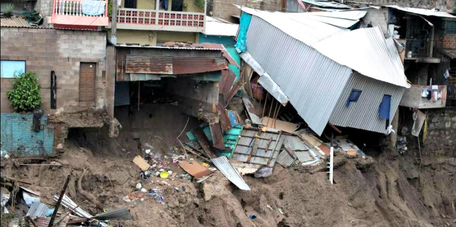 Eίκοσι νεκροί στην κεντρική Αμερική από την τροπική καταιγίδα Αμάντα, κινείται προς Μεξικό